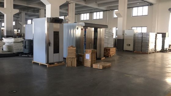 Электрический газ Дизельное масло 380V/220V 32 Подносы Пекарня Ротационная печь с подносами и тележкой