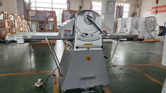 Вертикальная электрическая машина для прессования теста 380V/220V